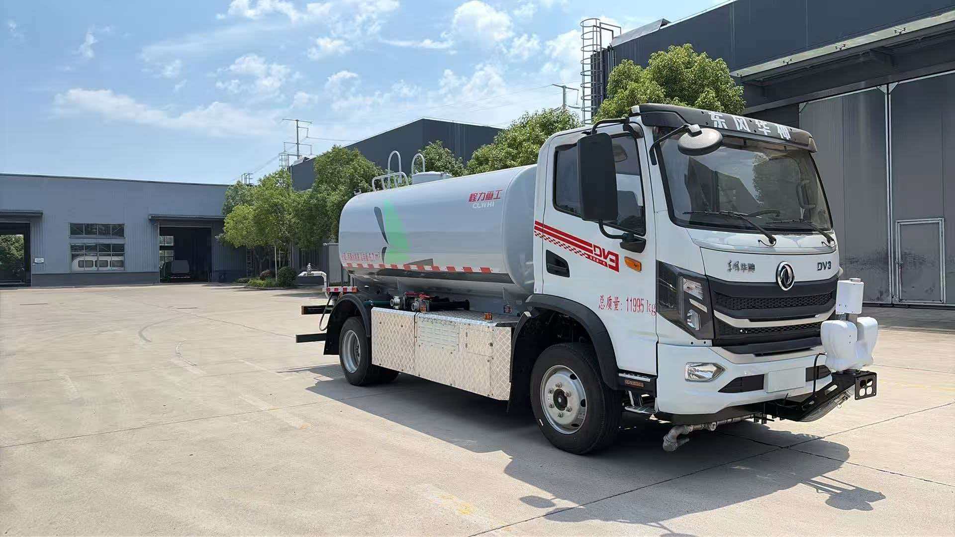 东风华神12吨纯电动洒水车