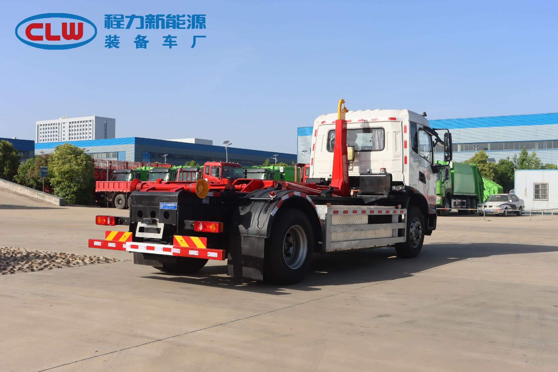 东风天锦18吨新能源纯电勾臂垃圾车