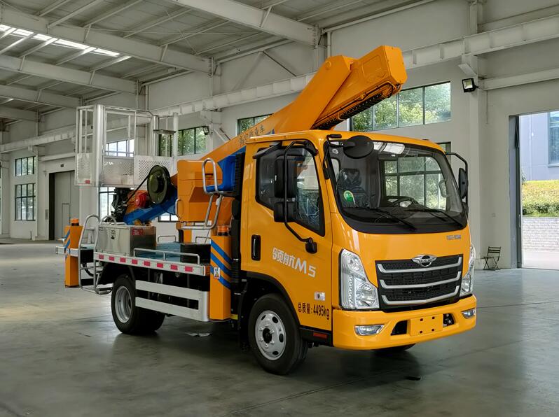 福田领航M5·33米蓝牌高空作业车