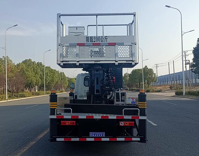 福田17.5~33米直臂高空作业车(蓝牌) CL5042XJX6ADS型抽油机检修车