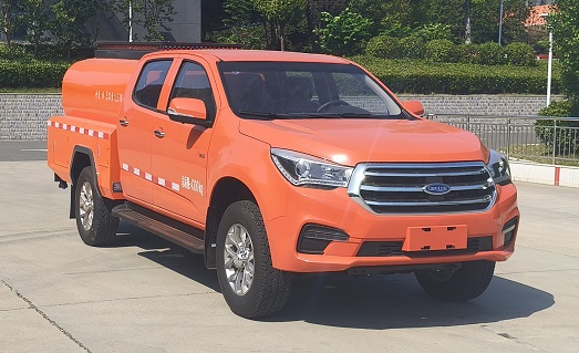 ​福田双排四驱1.5吨森防水洒水车