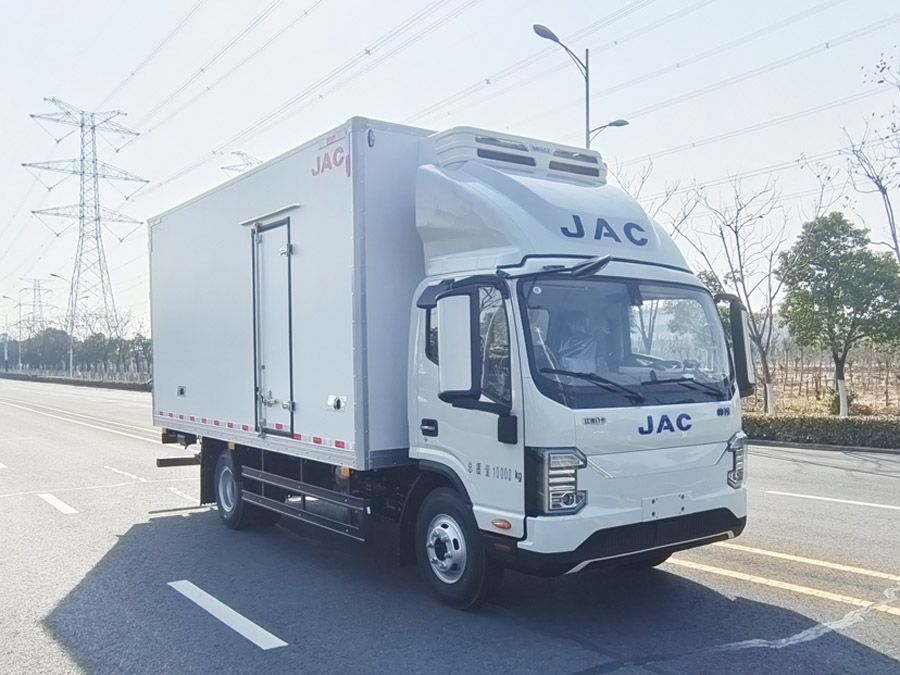 江淮帅铃ES9纯电动冷藏车
