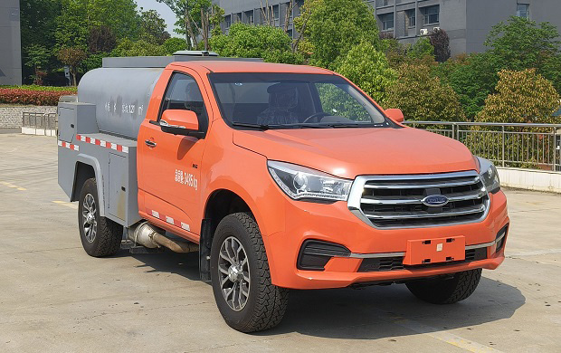 CLW5030GSSADY五十铃单排森防车