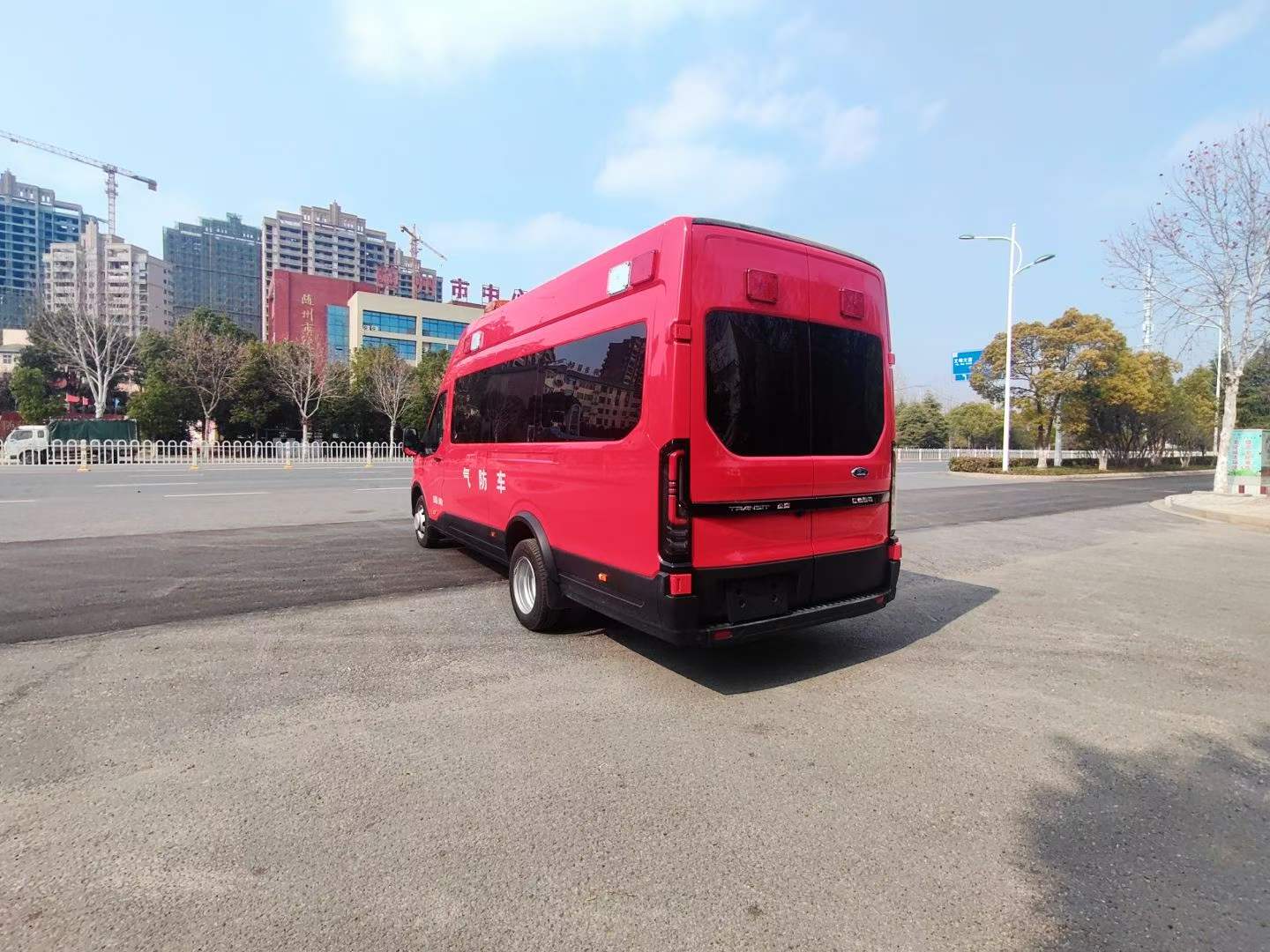 气防救险车-福特全顺 T8 长轴高顶救险车