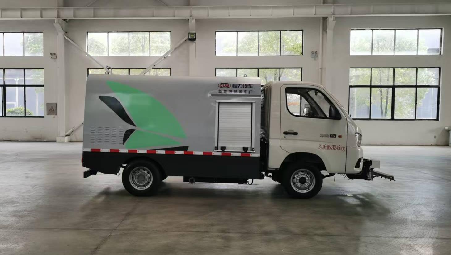 福田M1纯电动路面养护车